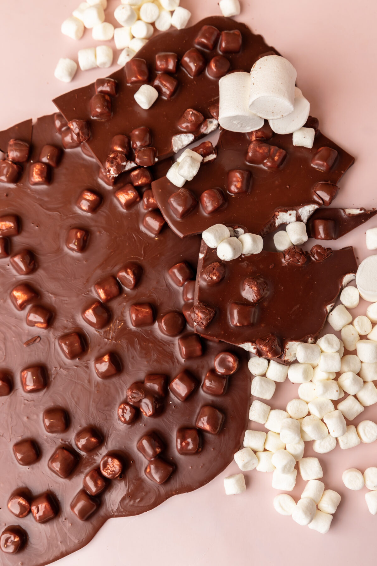 LASCA DARK MILK 52% COM MARSHMALLOW -100g