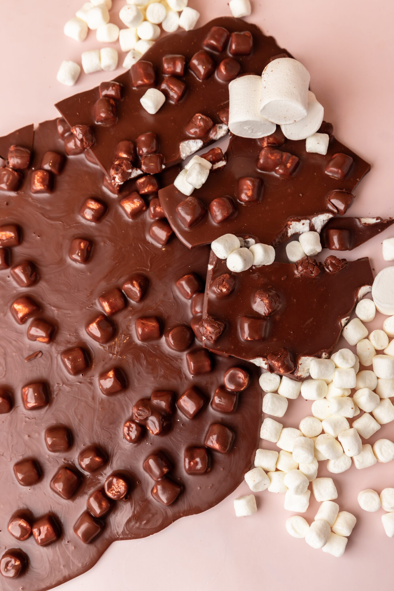 LASCA DARK MILK 52% COM MARSHMALLOW -100g